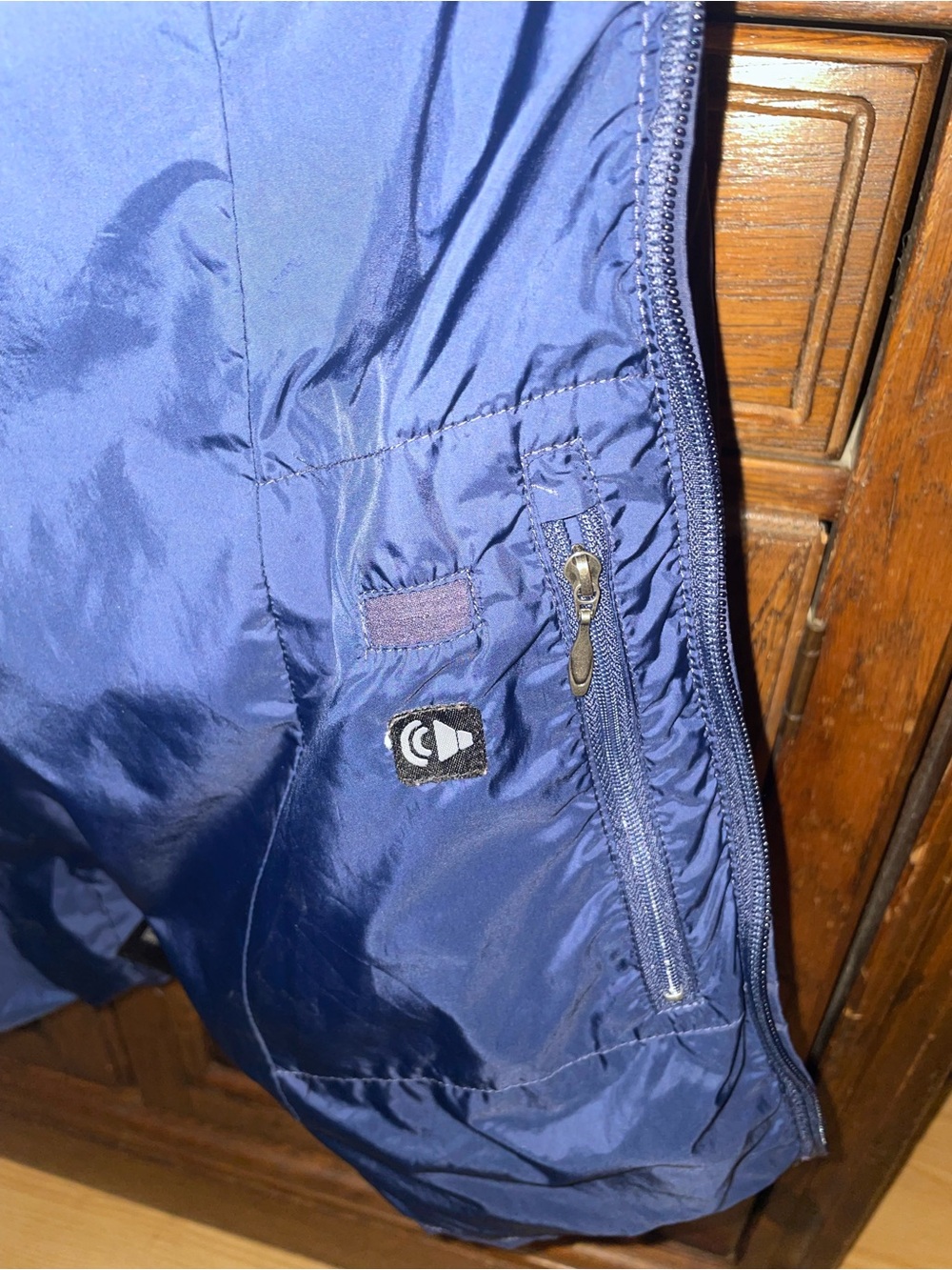 The North Face Womens Navy Lightweight Belted Packable Hooded Rain Jacket medium - Picture 6 of 14
